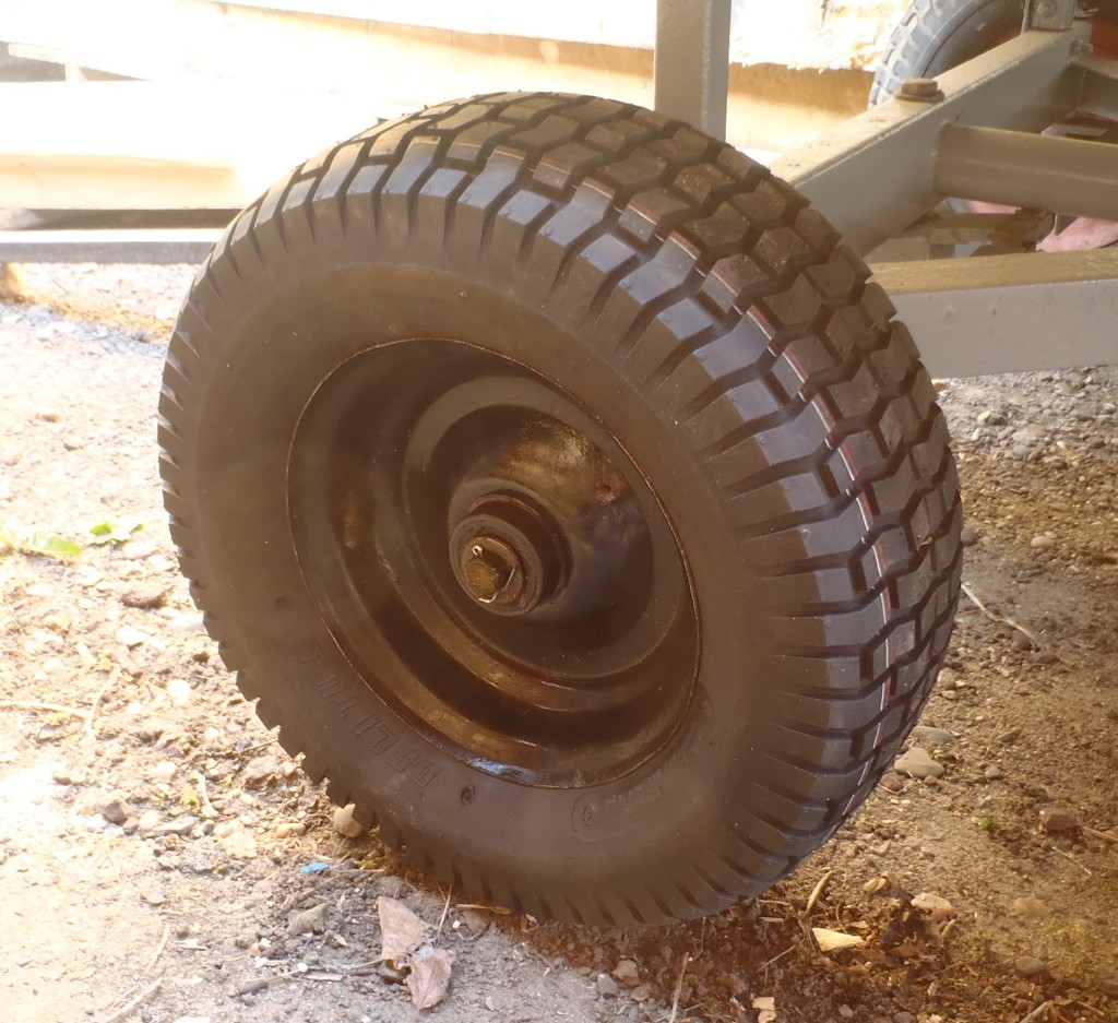 Large-Trolley-New-Tyre