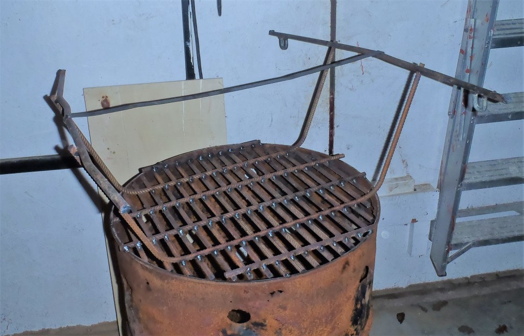 Fire-Barrel-with-new-Grate-2