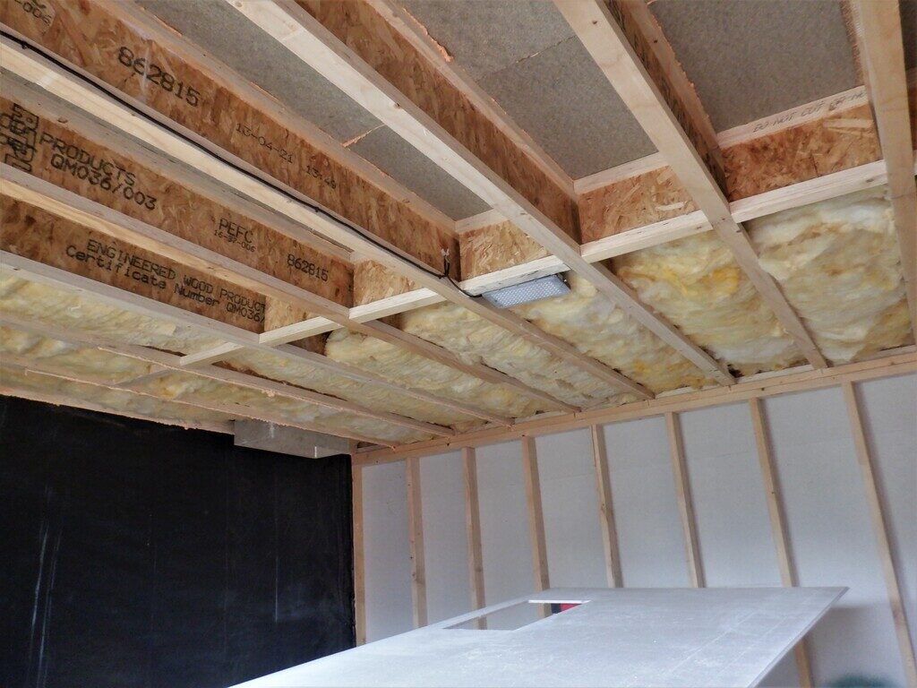 Insulation-in-the-ceiling