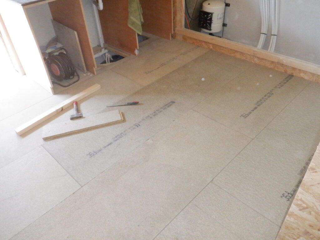 Utility floor completed (2)