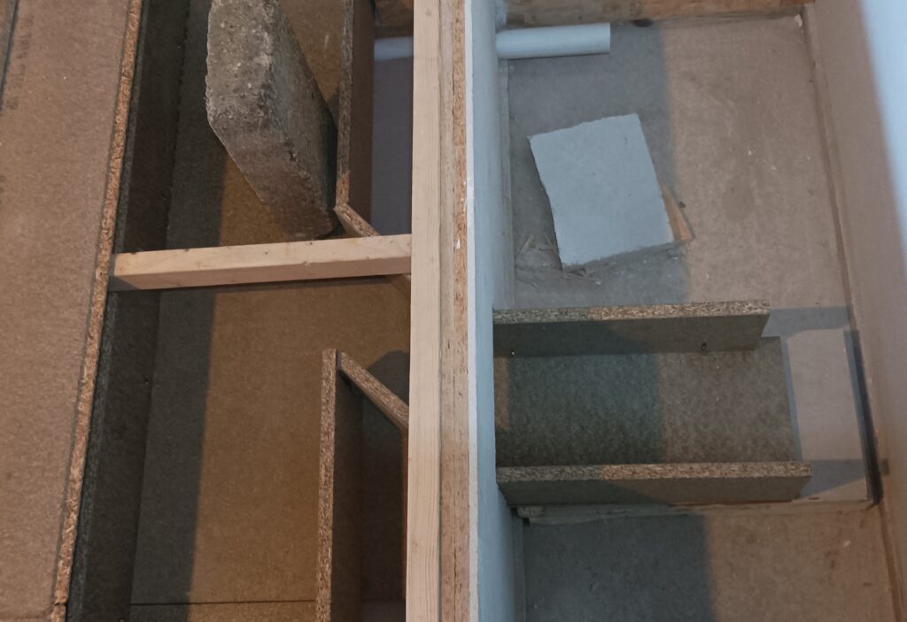 Side branch in utility