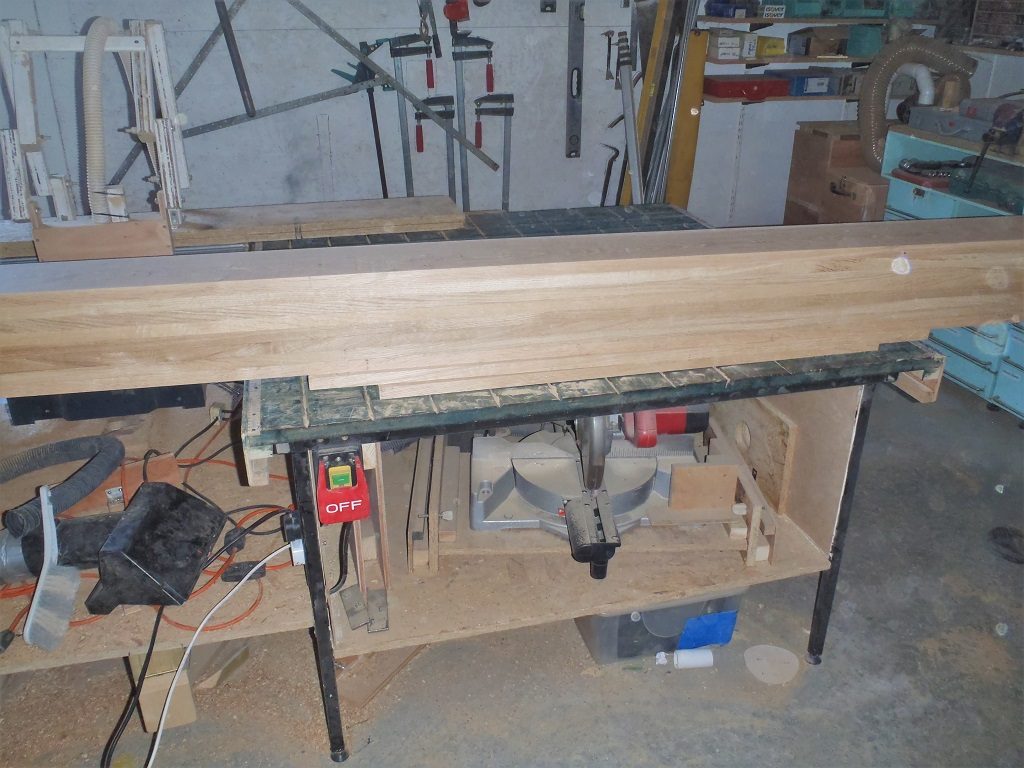 Newest-pile-of-planed-20mm-Oak-2