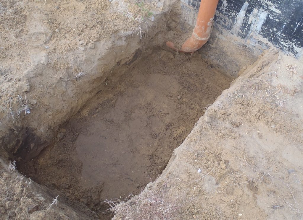 Conservatory-Hole-dug-for-foundation
