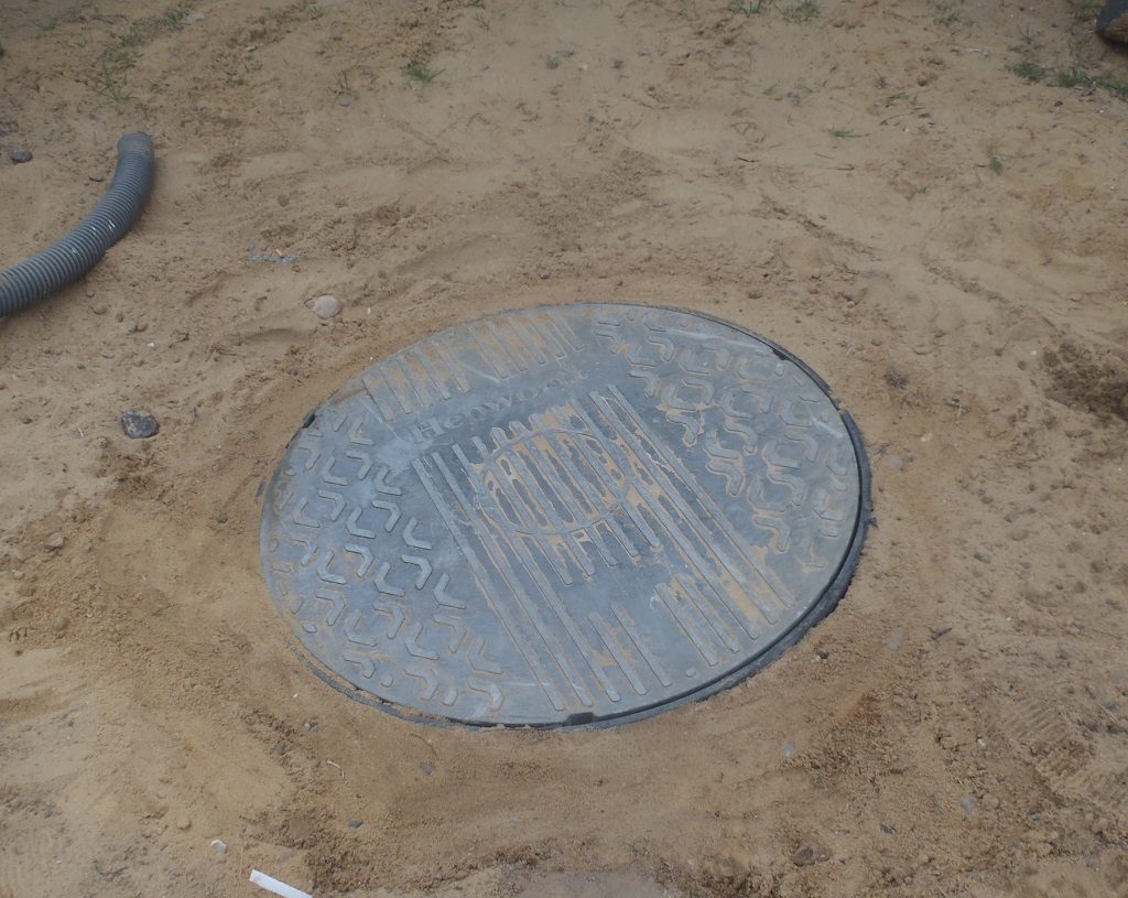 Manhole-repaired-1