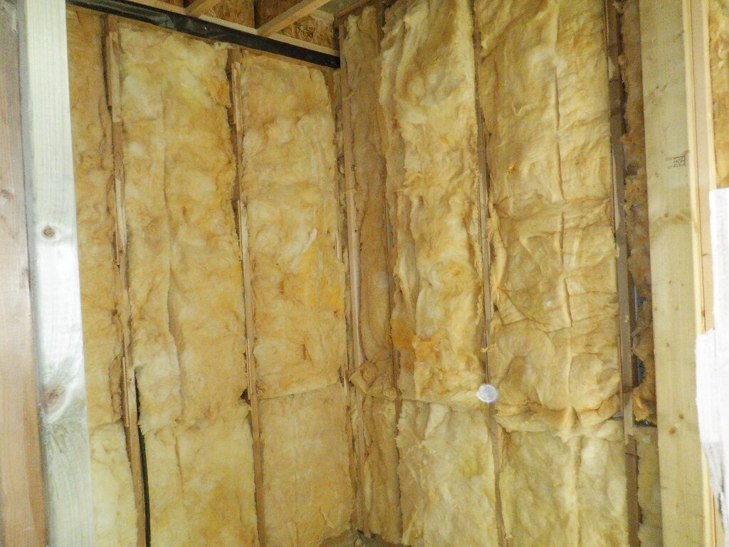 Glass Wool Fills the Air Space in Outer Walls