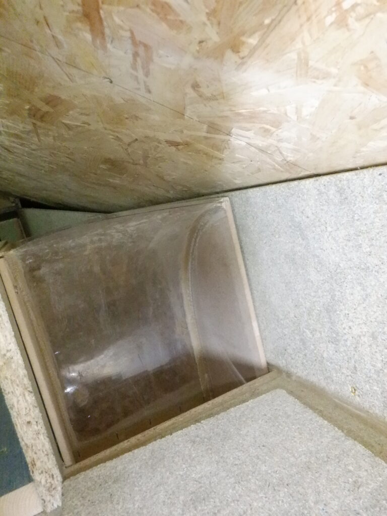 Air duct connecting upstair to utilty (2)