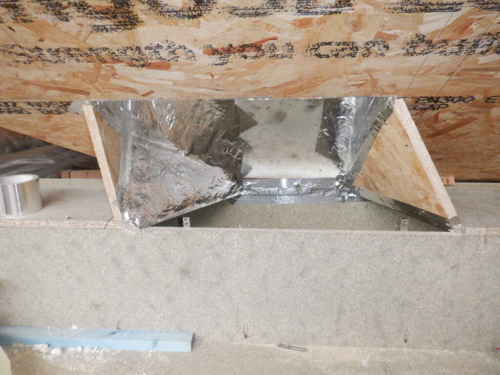 Connecting waste air from skylight to duct (I Wall)